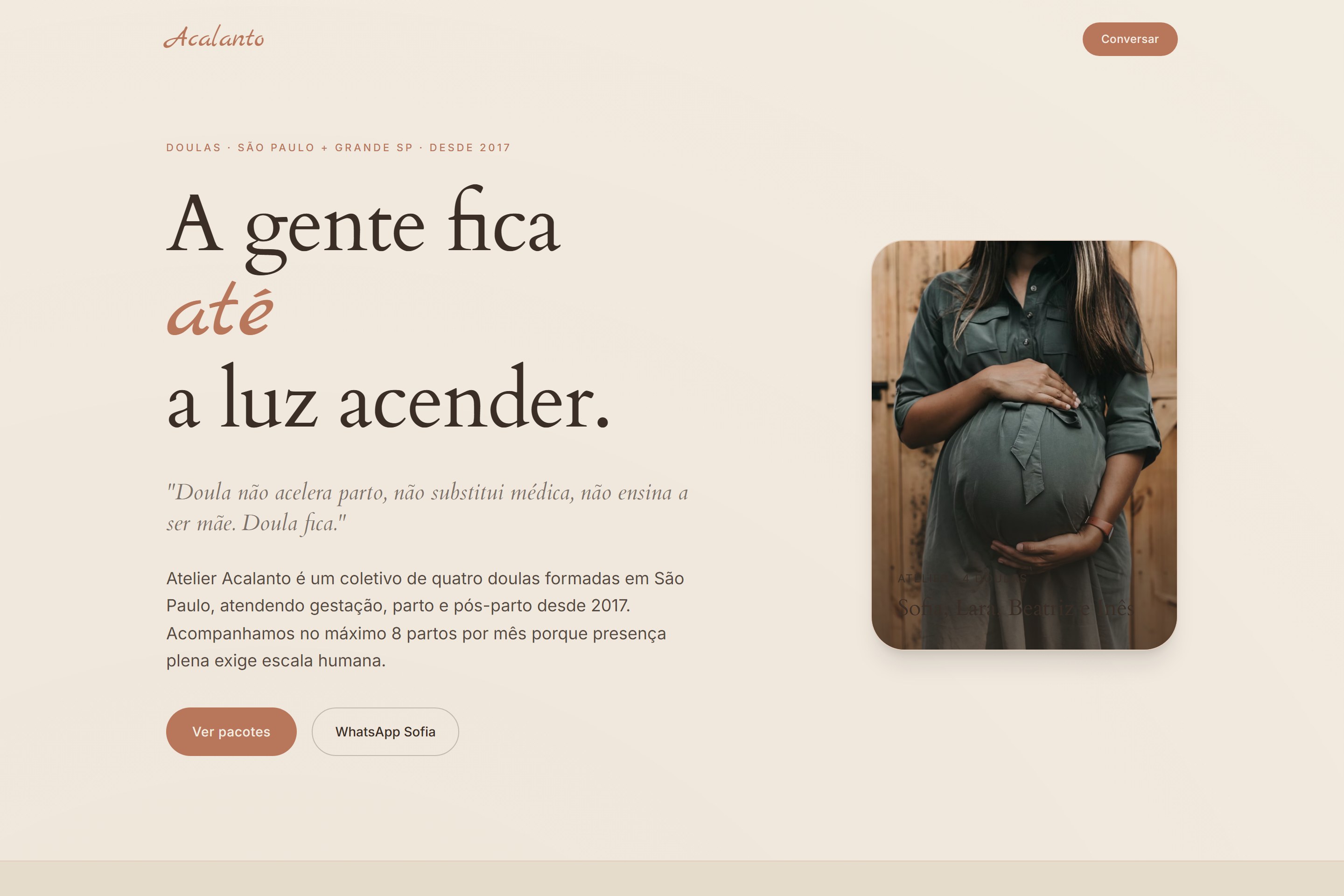 Mockup do site Atelier Acalanto